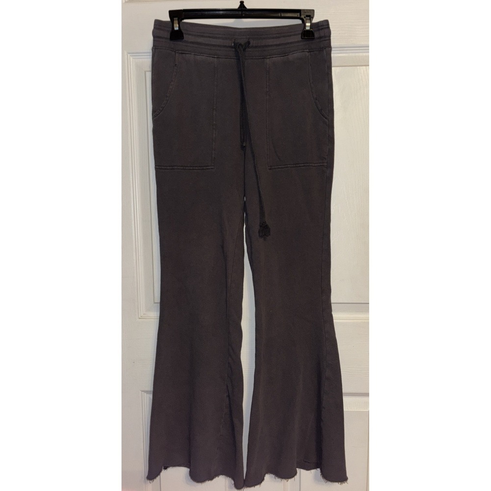 Aerie Sweatpants M Washed Gray Flare French Terry Knit Pants Notched Raw Hem
